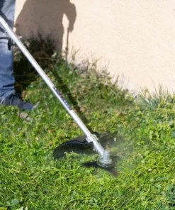 Débroussailleuse Avec Moteur à Essence 2 Temps 65cc 4,9cv, 6 Accessoires Différents Pour La Coupe, Guidon à Double Poignée, Régulateur De Puissance, Harnais De Sécurité - Greencut GGT650X-6 -Débroussailleuse Soldes Magasin 2803504 4